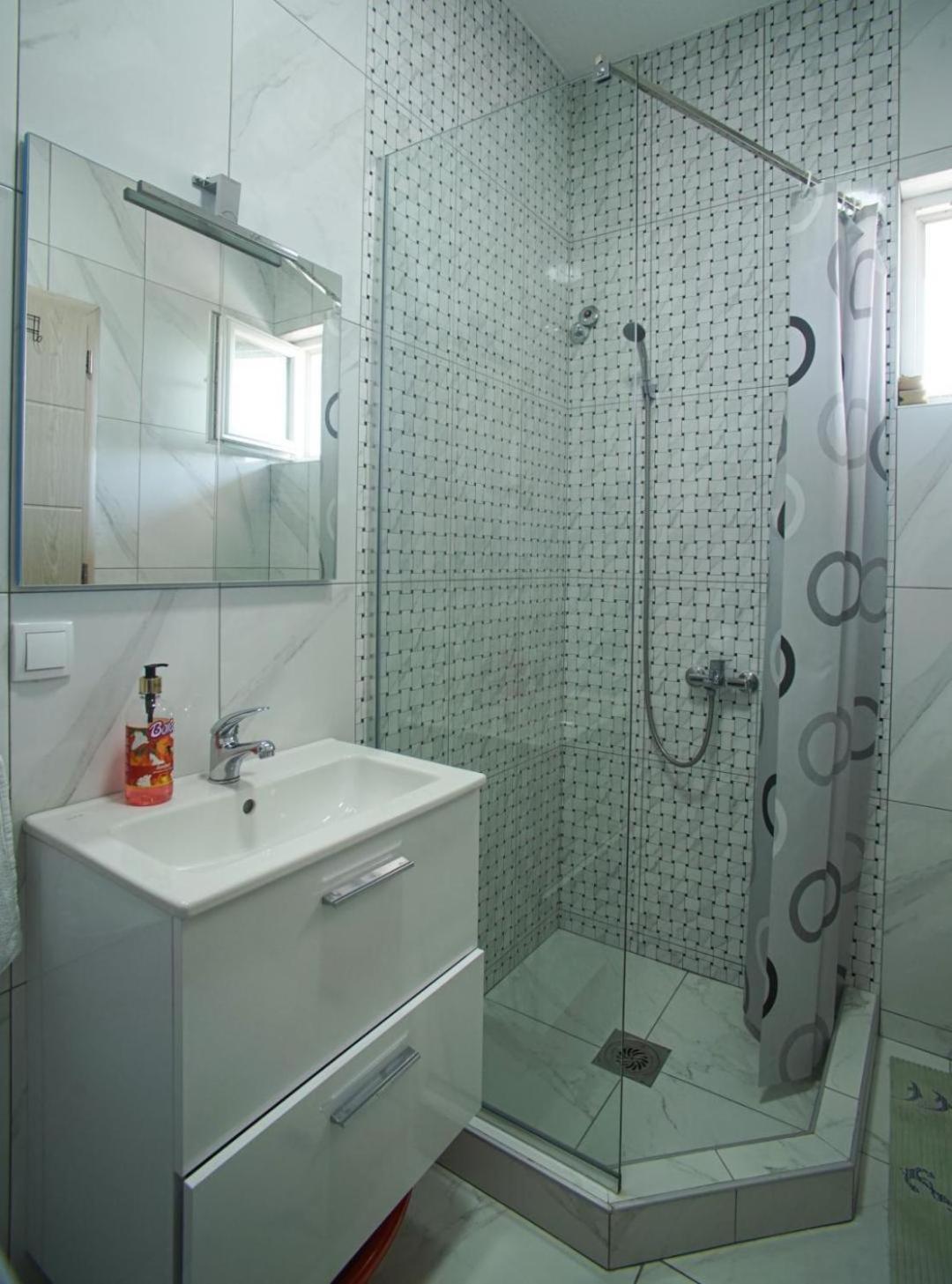 18-ka Apartment *